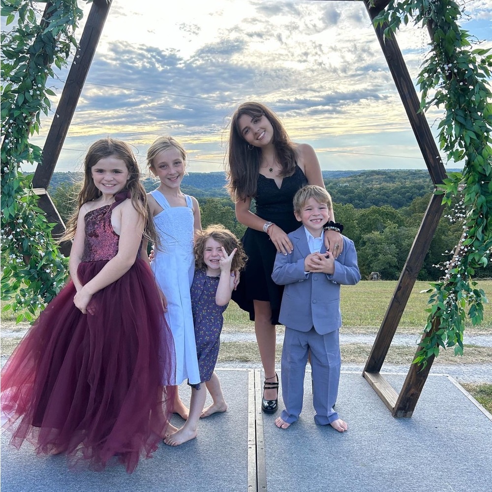 Meet your Posher, Lola